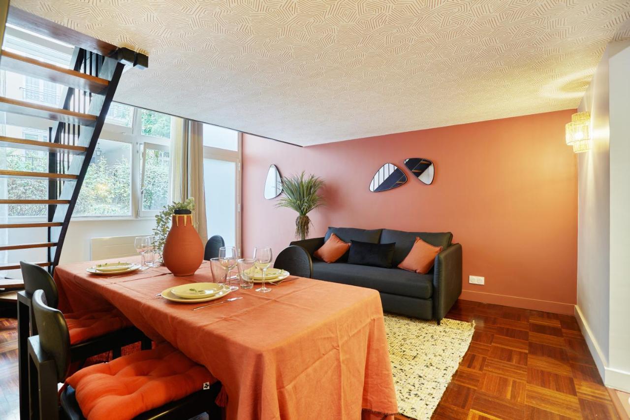 Residence Cosy Appartement Le Marais Place des Vosges  Paris Extérieur photo